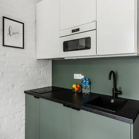 Stylish 8a Loft In Center - Parking & Wifi Апартаменты